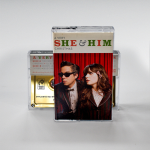 レア She & Him Christmas Party (red Vinyl) Holiday b/w Last Christmas 7 inch LP | Shop the She and Him