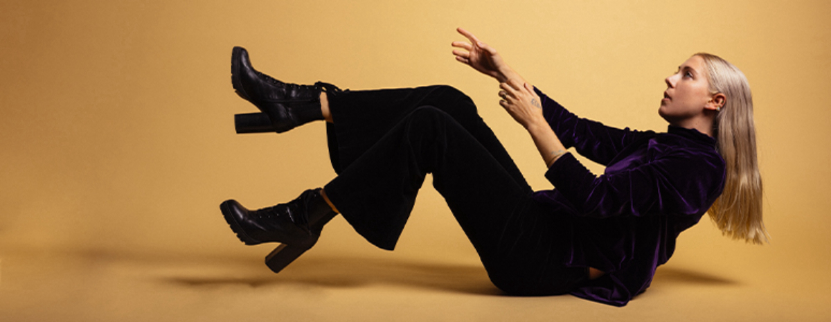 What an enormous room,' the latest record by TORRES, is here